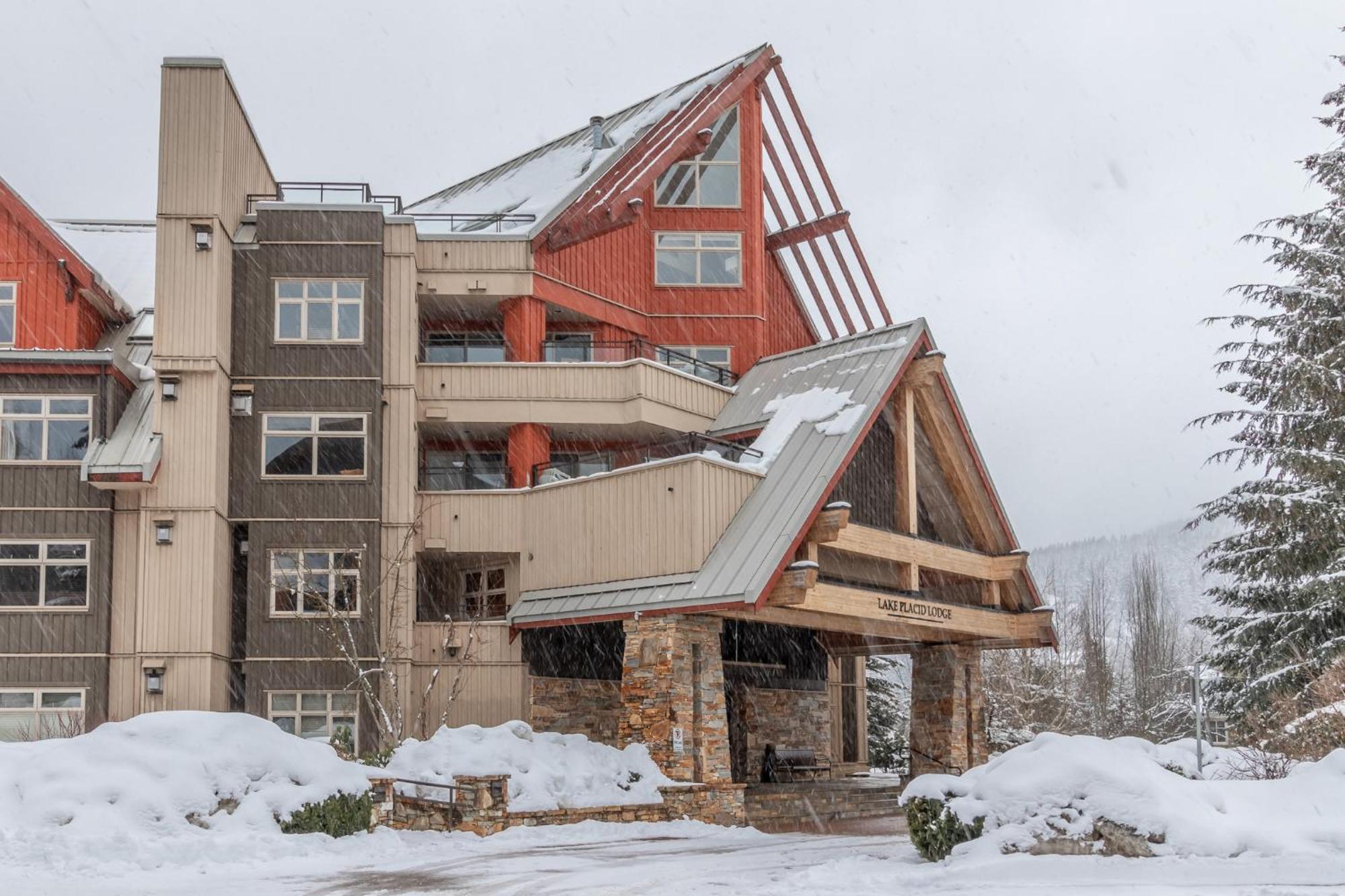 ウィスラーCreekside Slopeside 1Br With Pool, Hot Tub, Bbqアパートメント エクステリア 写真